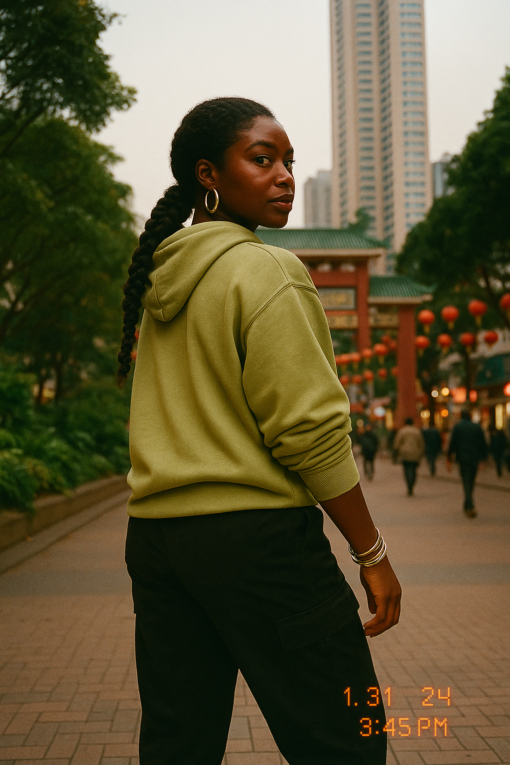 Wat betekent de Surinaamse zin: Krasi en ede?